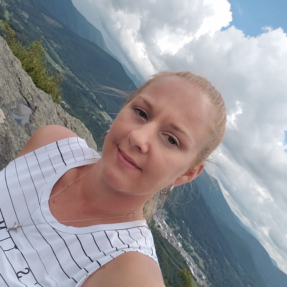 Meet your Posher, Erica